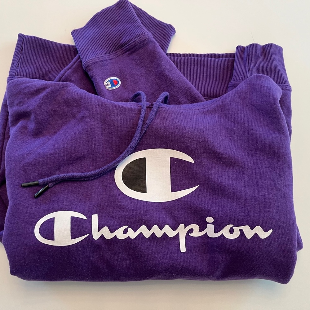 Champion Purple pullover hoodie Size Mens Medium